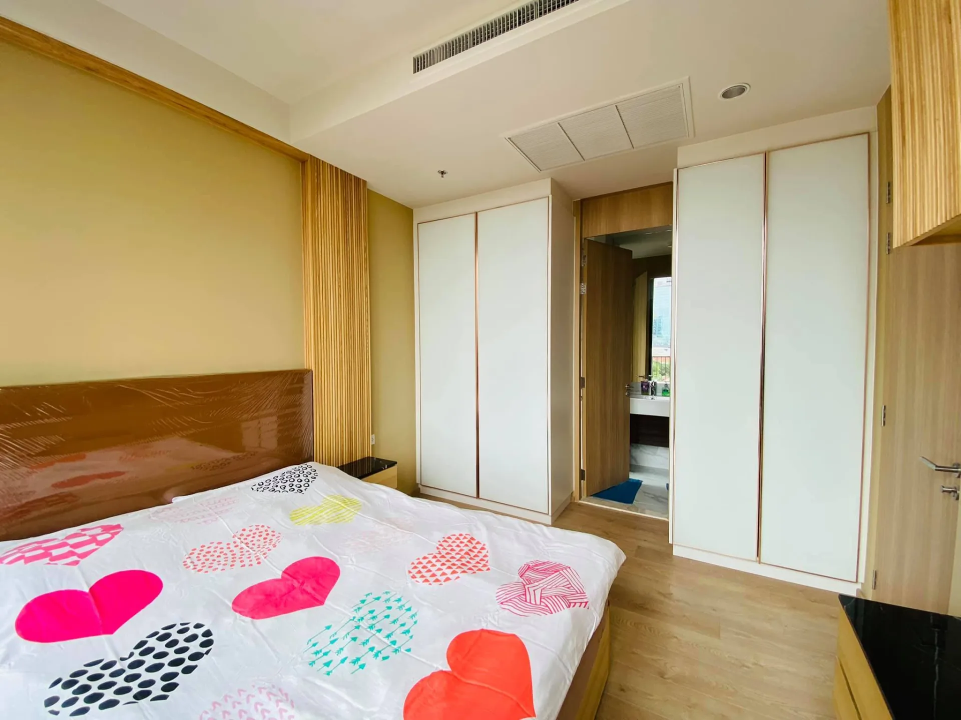 Property photos for Noble BE19