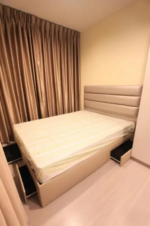 Property photos for Life Asoke Hype