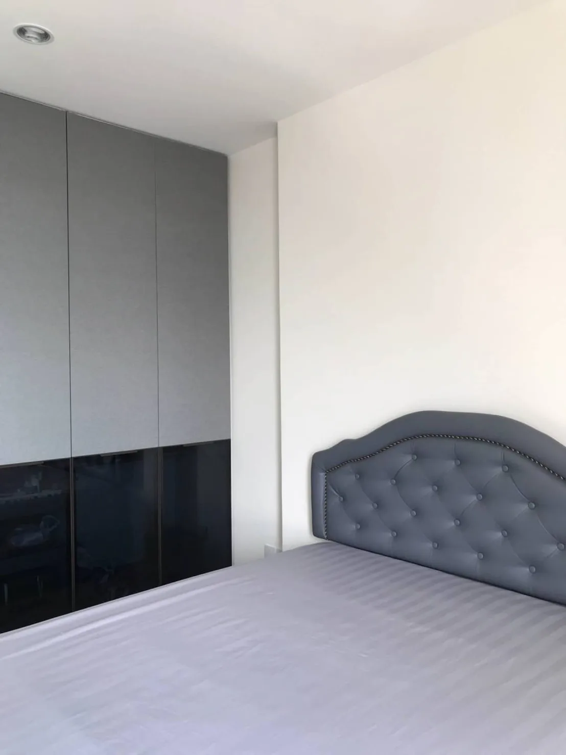 Property photos for The Key Sathorn - Charoenraj