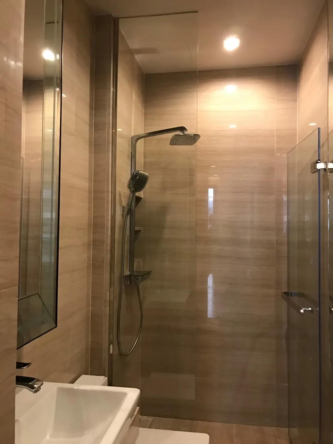 Property photos for The XXXIX by Sansiri