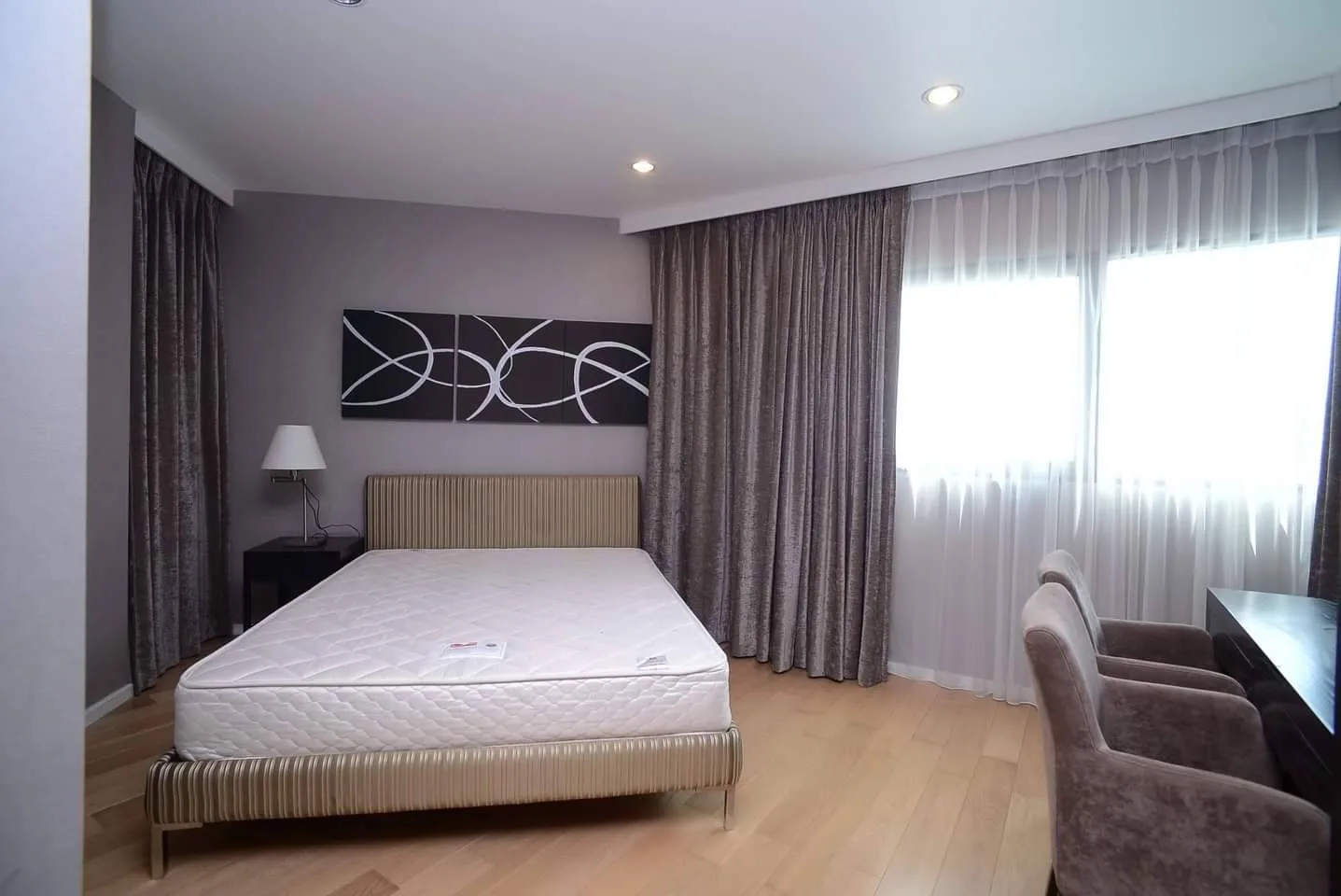 Property photos for Sathorn Gardens