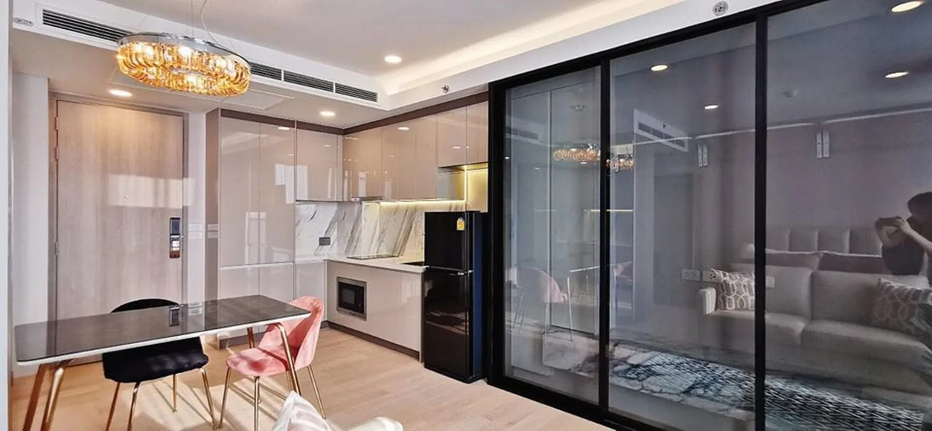 Property photos for Siamese Exclusive Queens