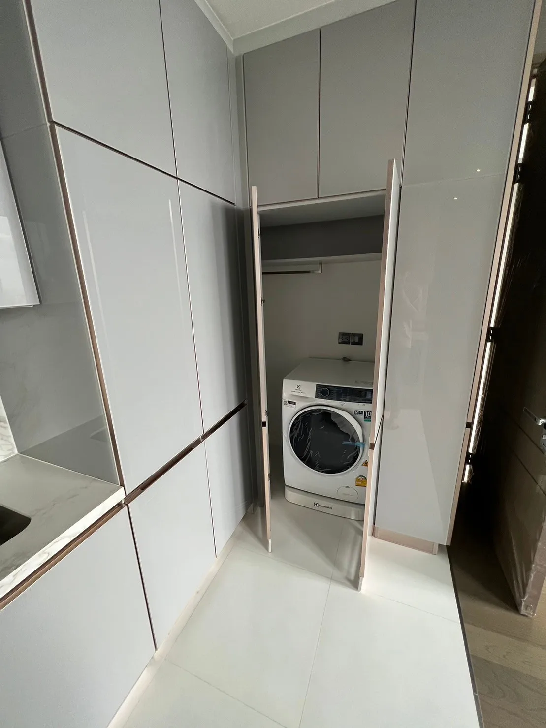 Property photos for The Esse at Singha Complex