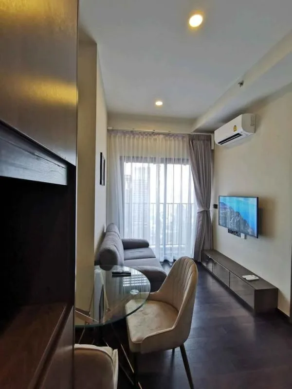 Property photos for Park Origin Thonglor