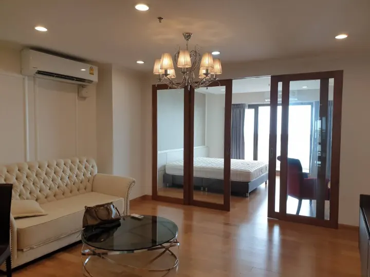 Property photos for State Tower