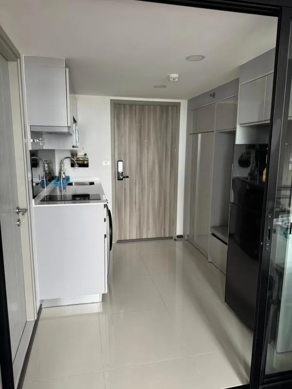 Property photos for Knightsbridge Space Ratchayothin