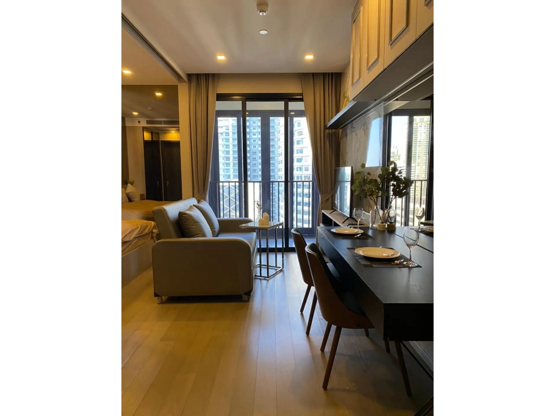 Property photos for Ashton Asoke