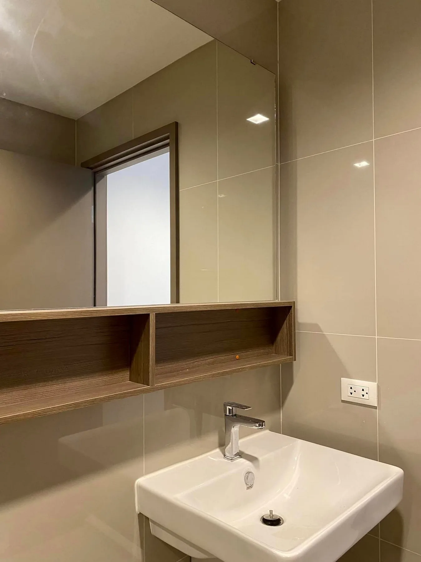 Property photos for THE LINE Phahonyothin Park