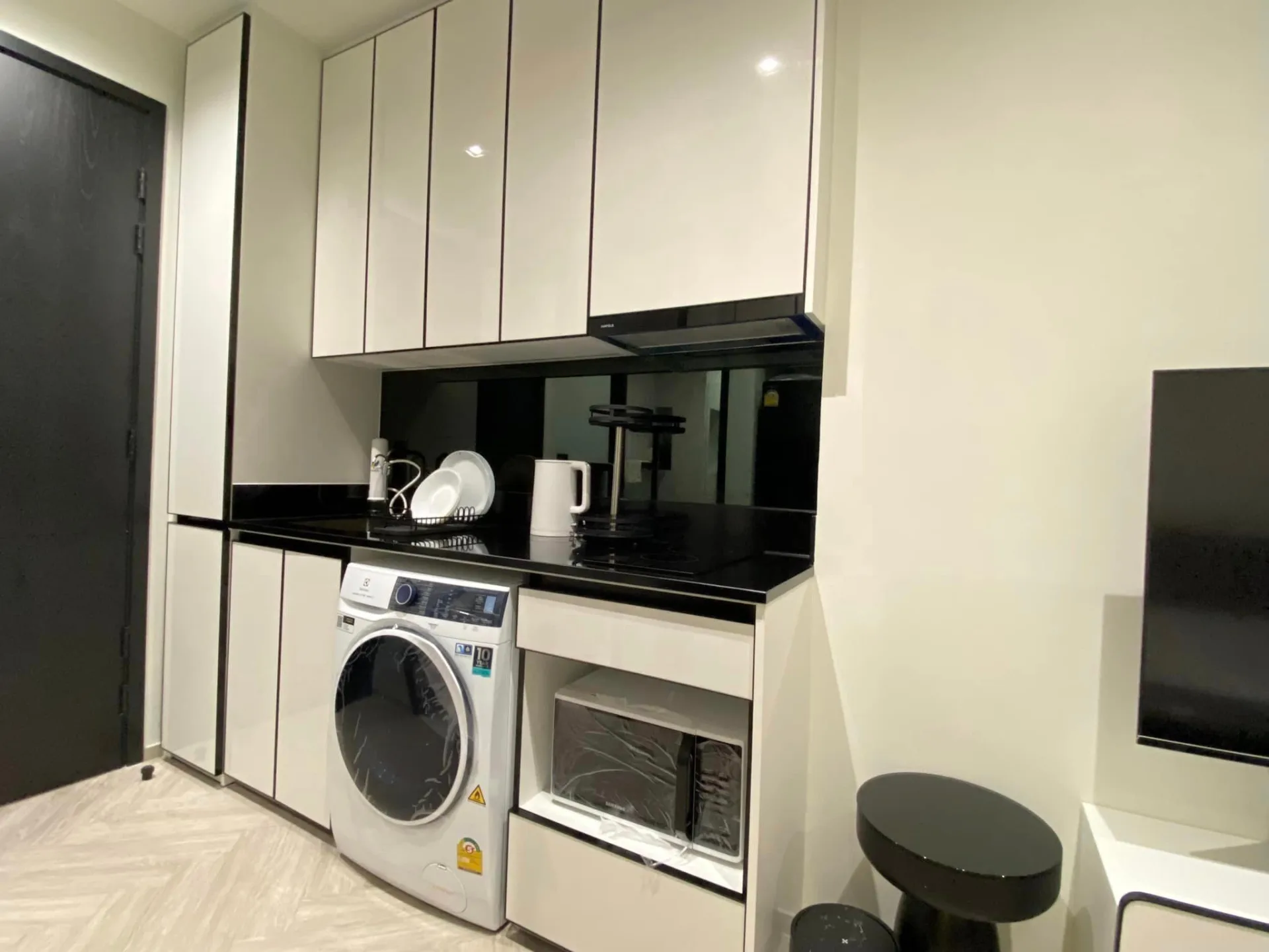 Property photos for Chapter Charoennakhorn-riverside