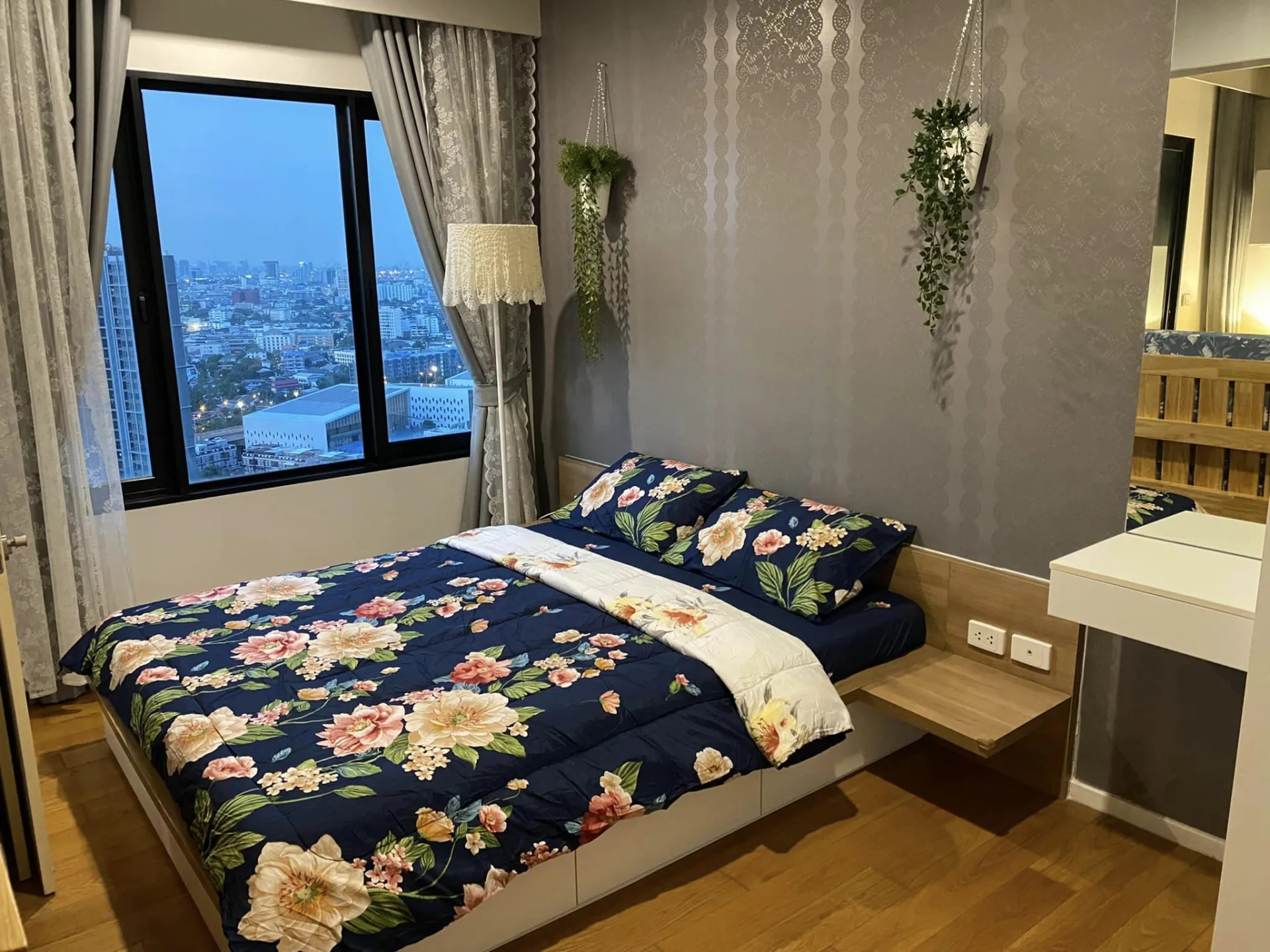 Property photos for Blocs 77