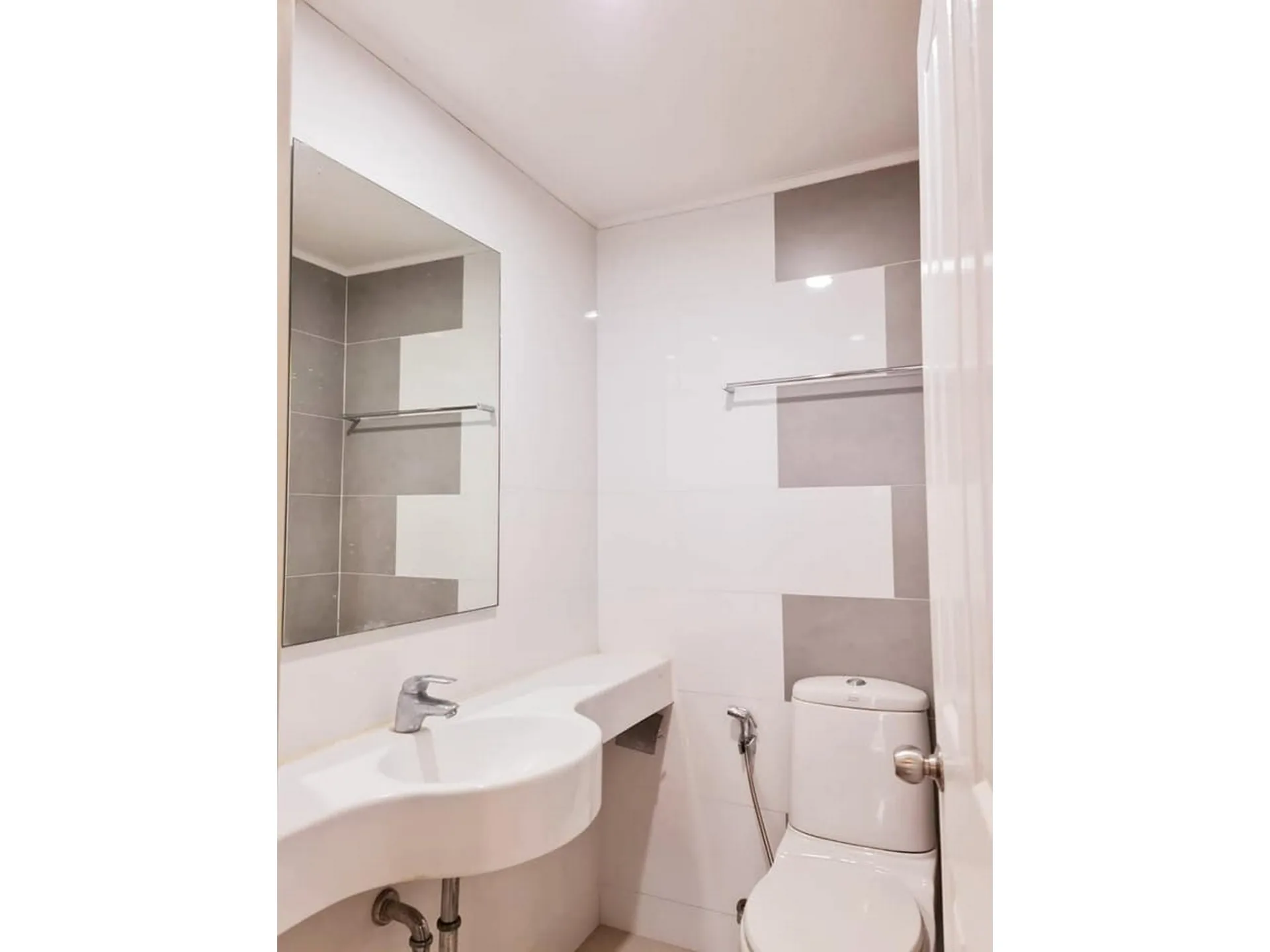 Property photos for Lumpini Place Rama 4 - Kluaynamthai