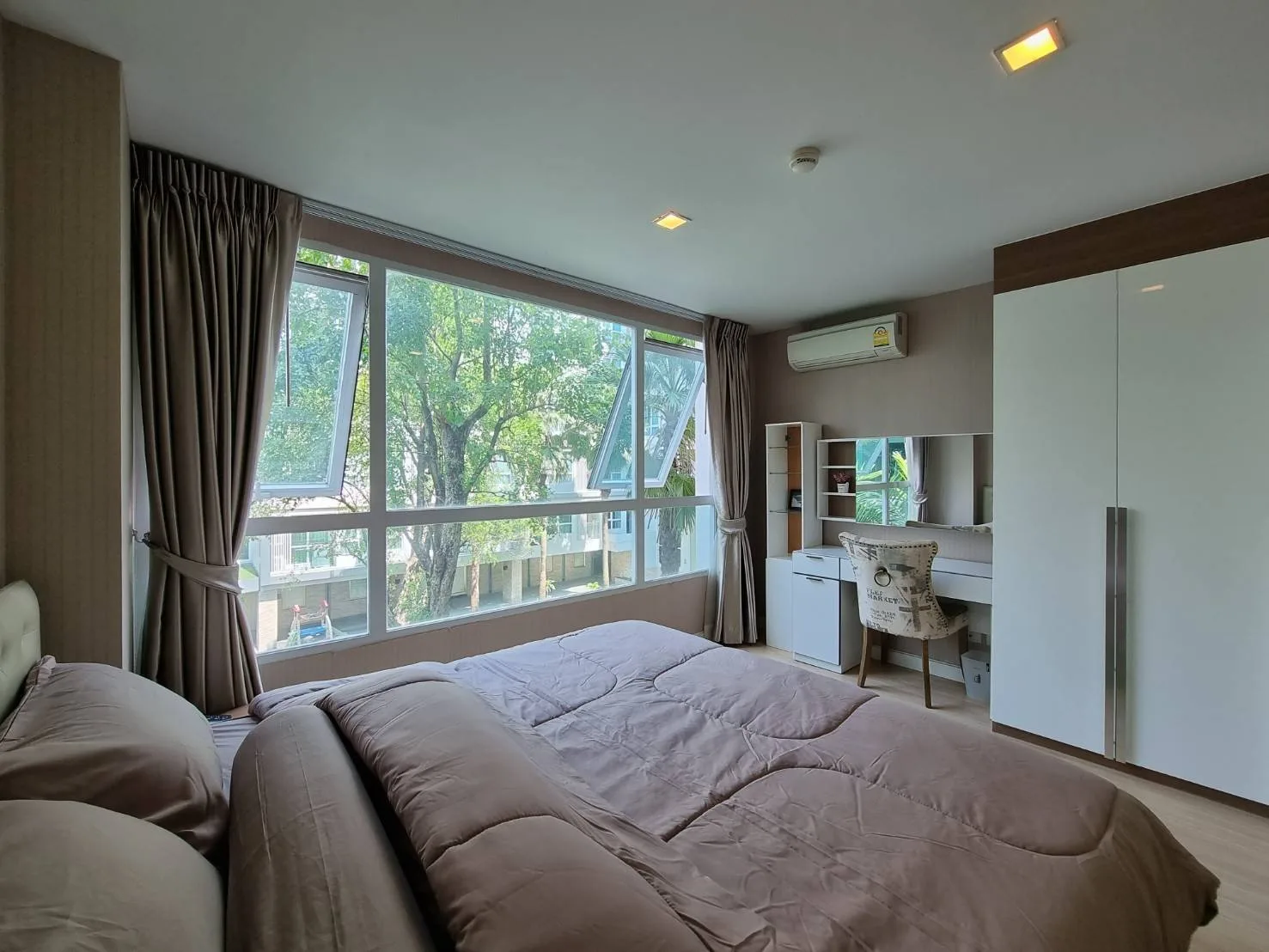 Property photos for Mayfair Place Sukhumvit 64