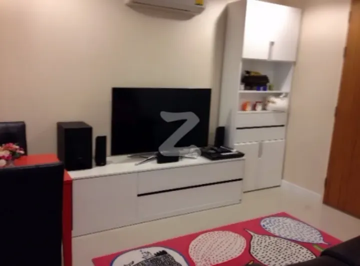 Property photos for Zenith Place Sukhumvit 42