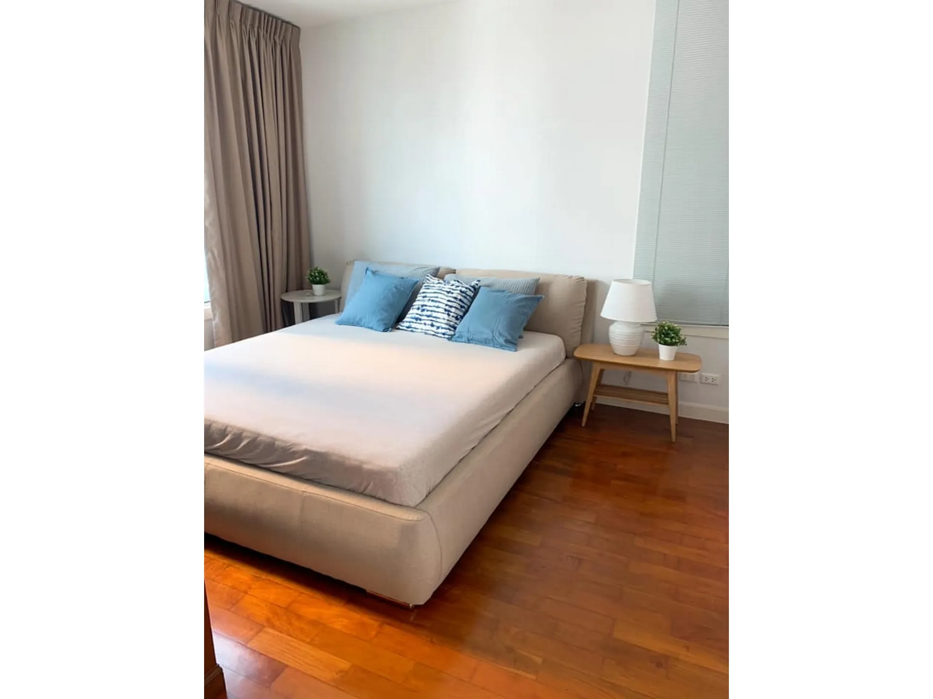 Property photos for Siri Residence