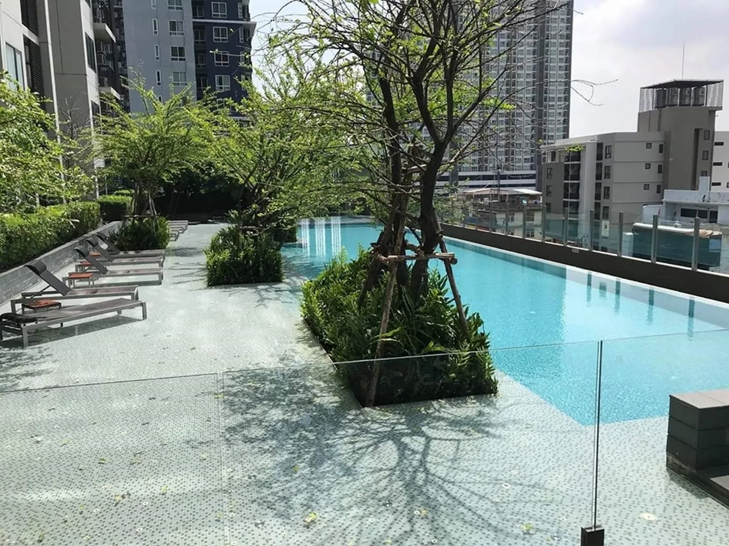 Property photos for Blocs 77