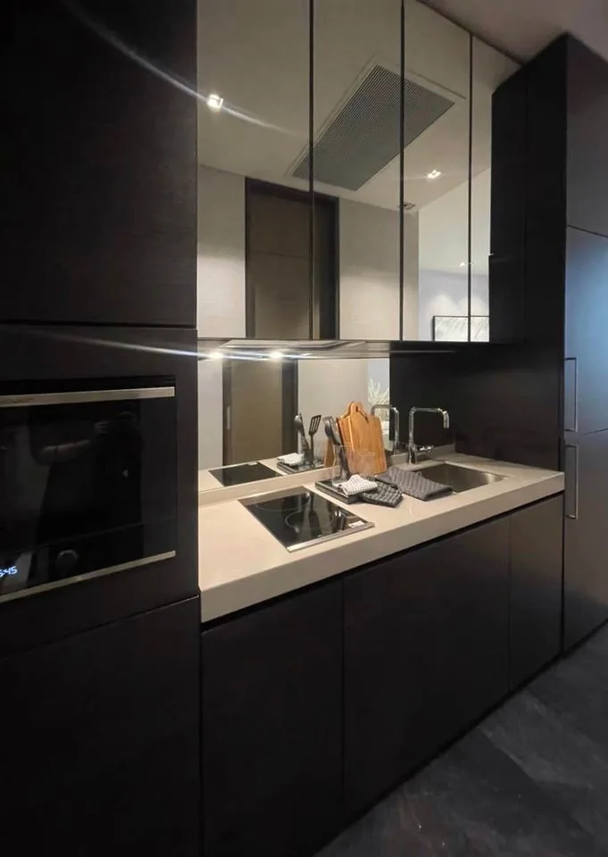 Property photos for 28 Chidlom