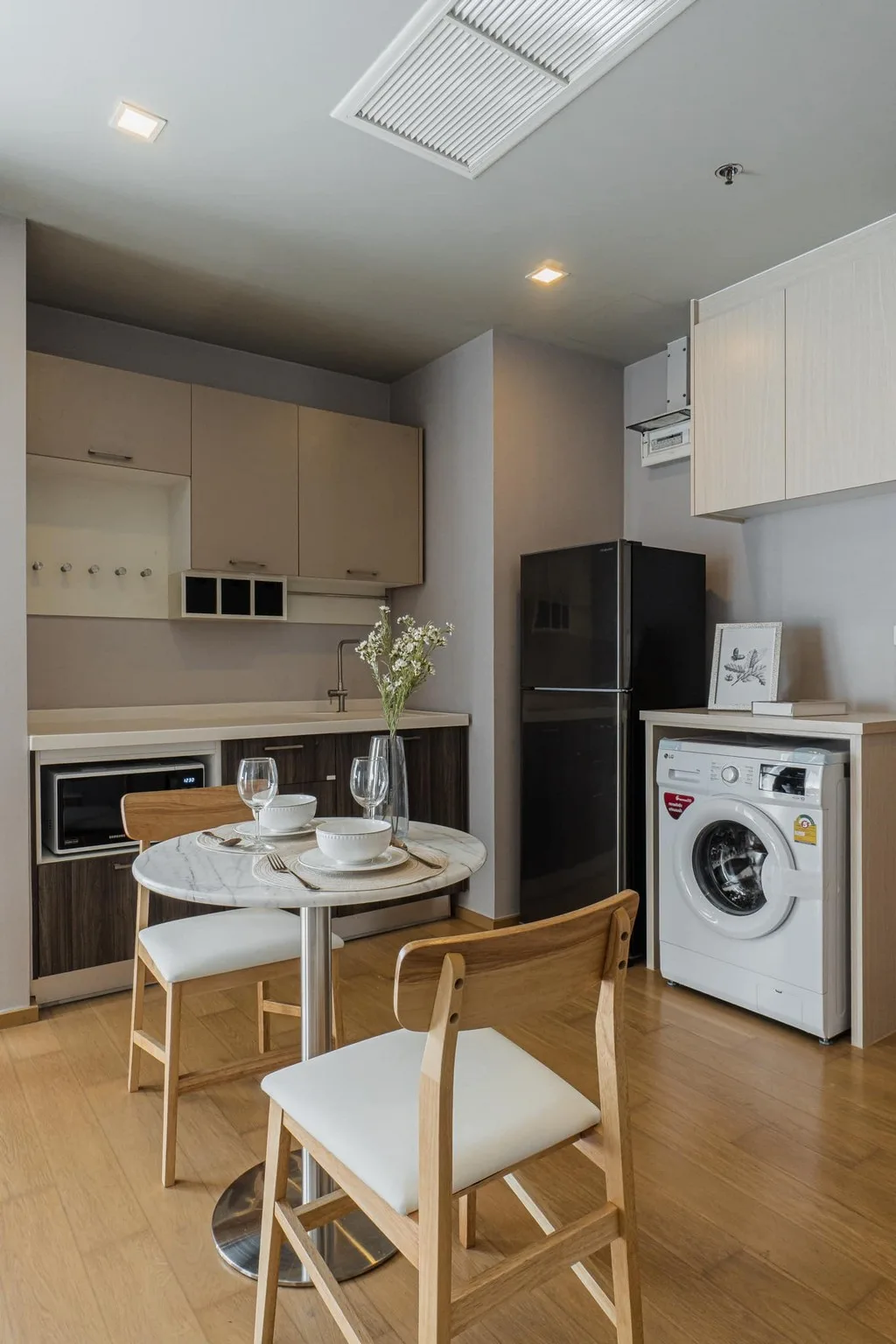 Property photos for Noble Revent