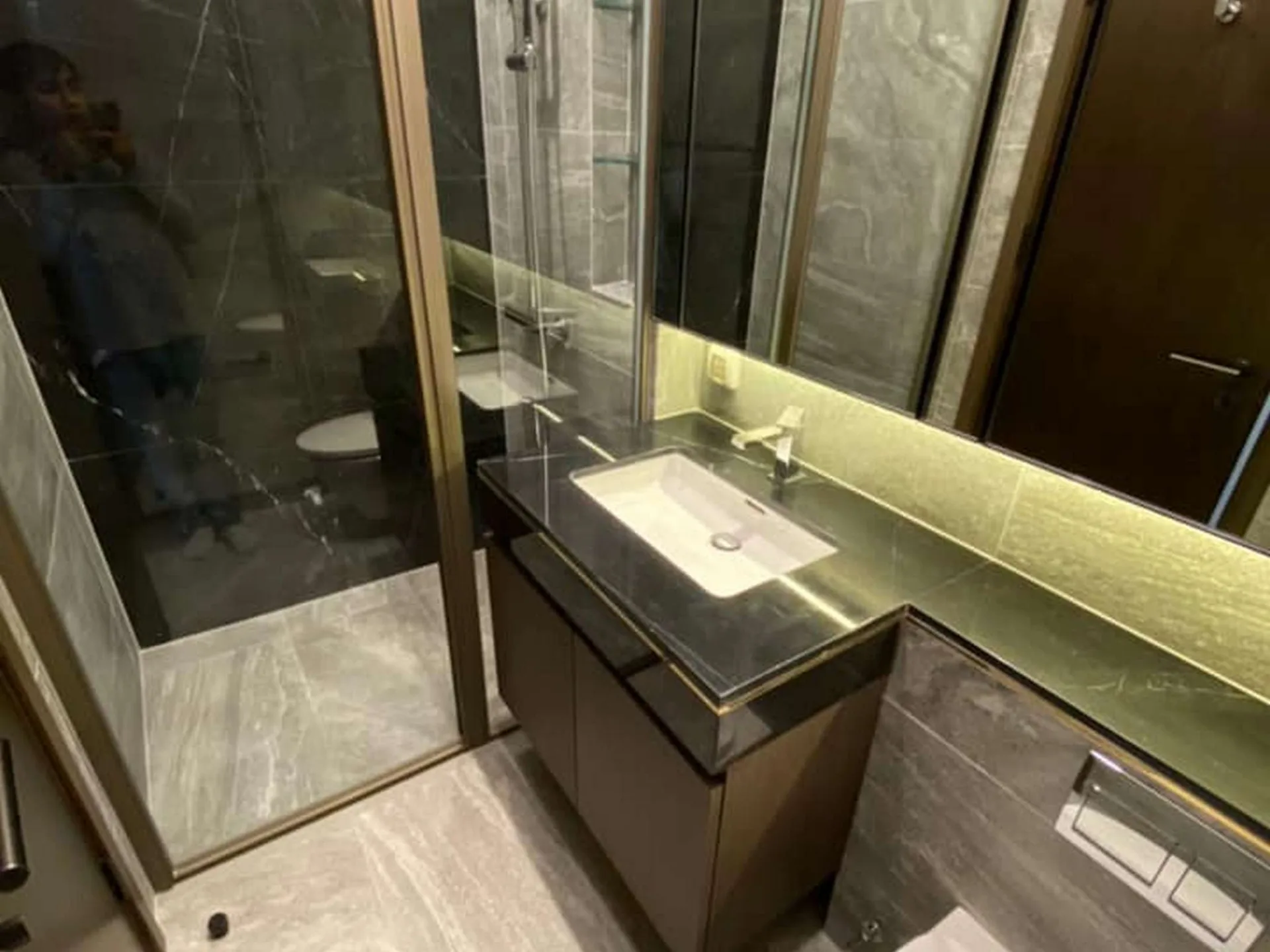 Property photos for The Esse Sukhumvit 36