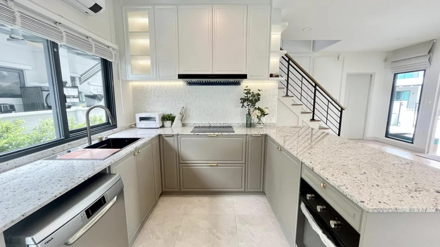 Property photos for Centro Bangna - Km.7