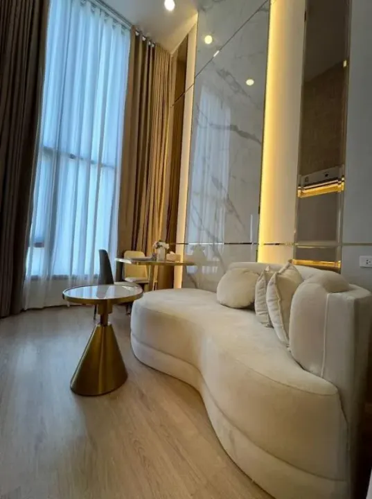 Property photos for Life Rama 4 - Asoke