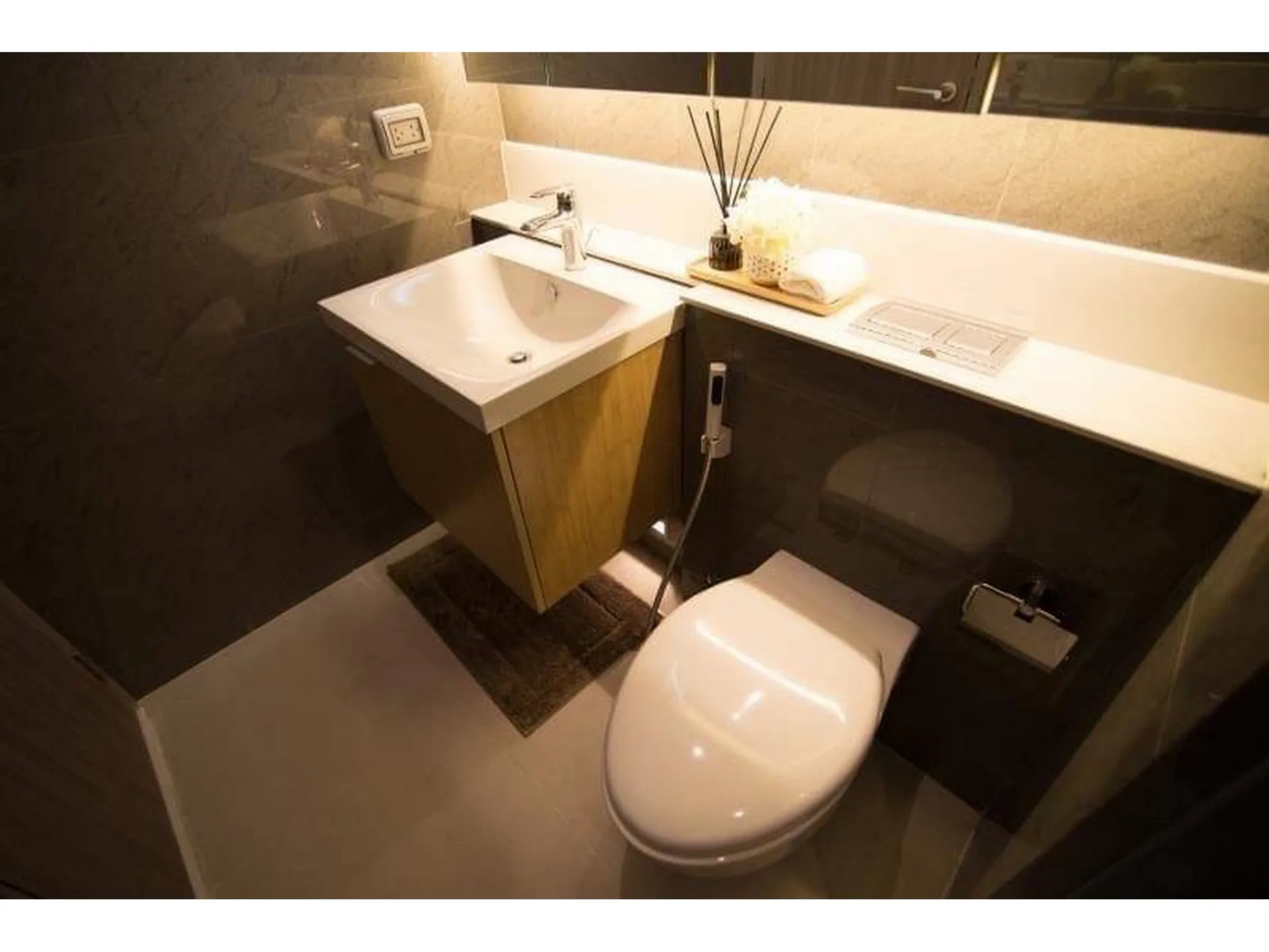 Property photos for Urbitia Thong Lo