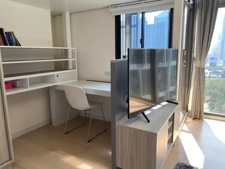 Property photos for Chewathai Residence Asoke