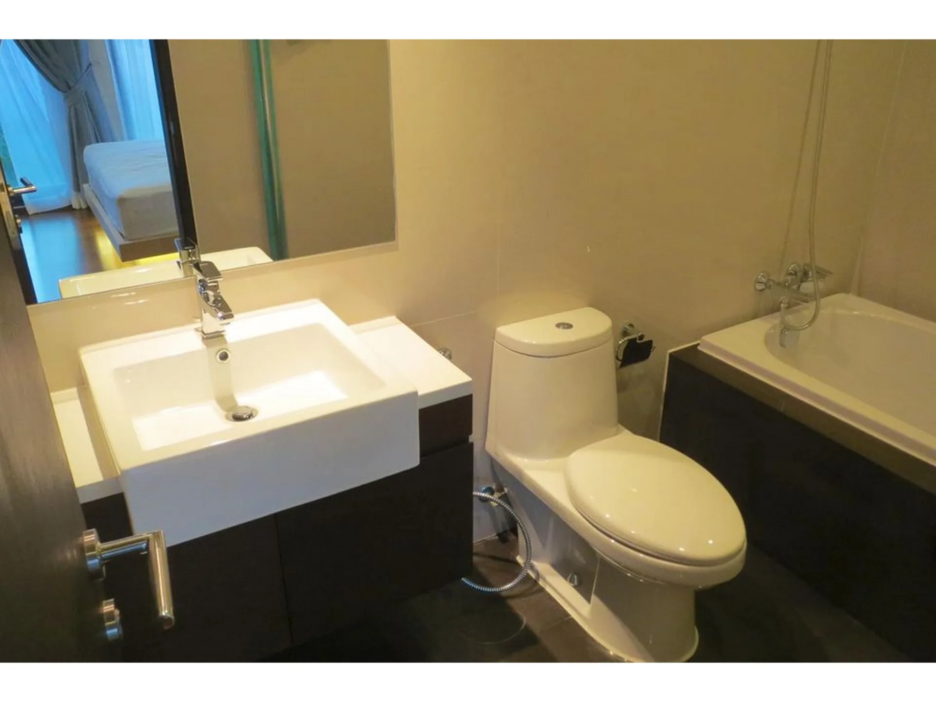 Property photos for Noble Remix2