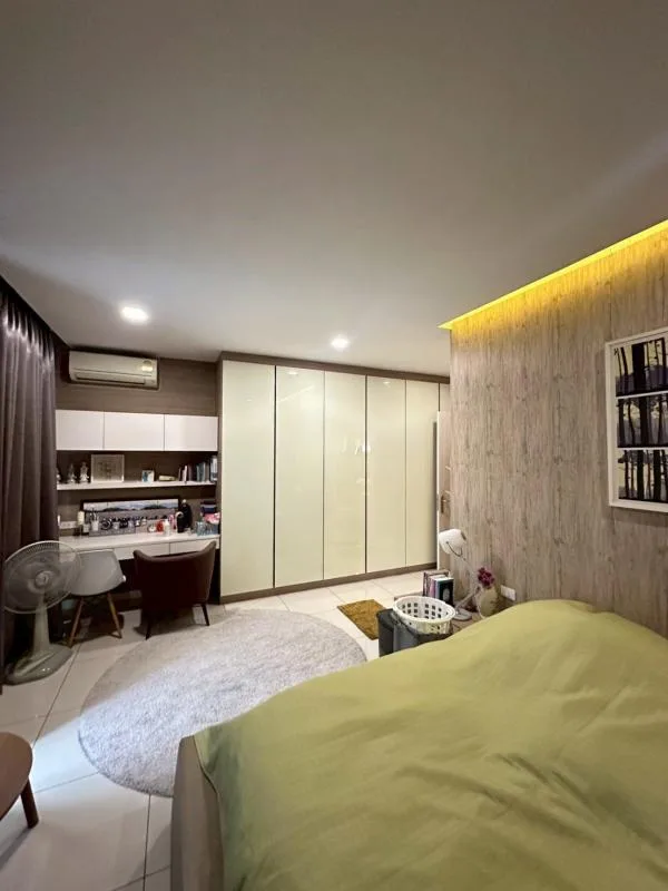 Property photos for The Palm Pattanakarn