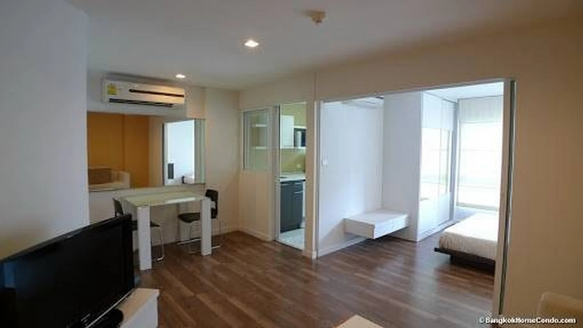Property photos for The Room Sukhumvit 79
