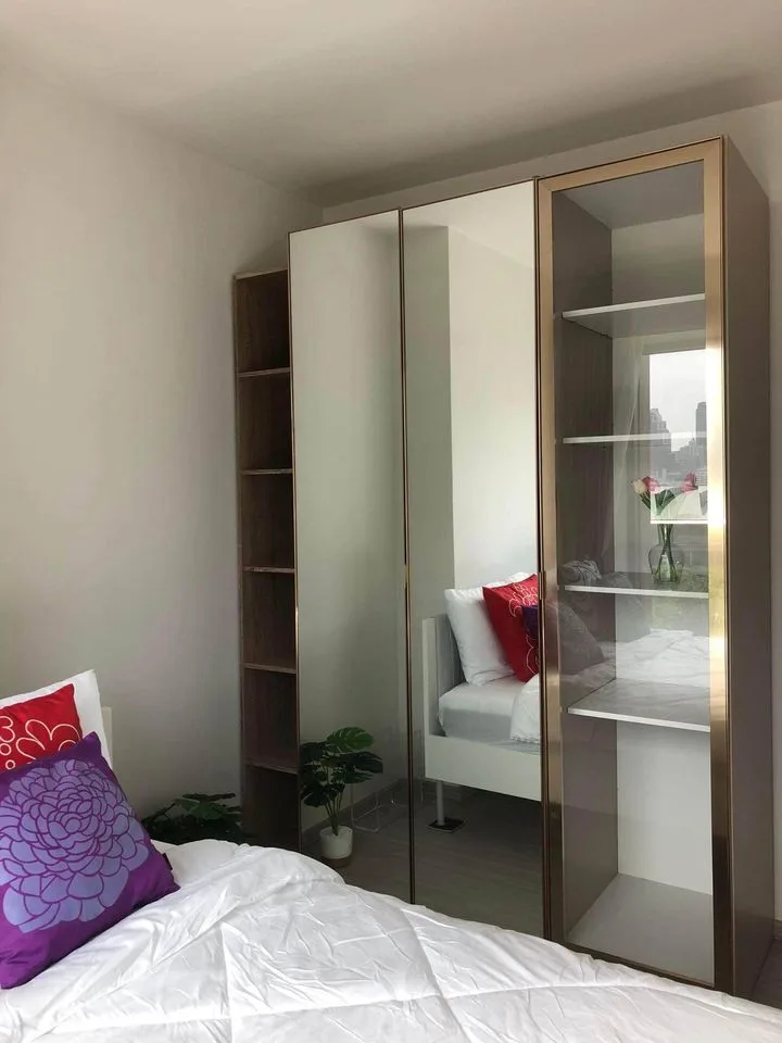Property photos for Life Asoke Hype