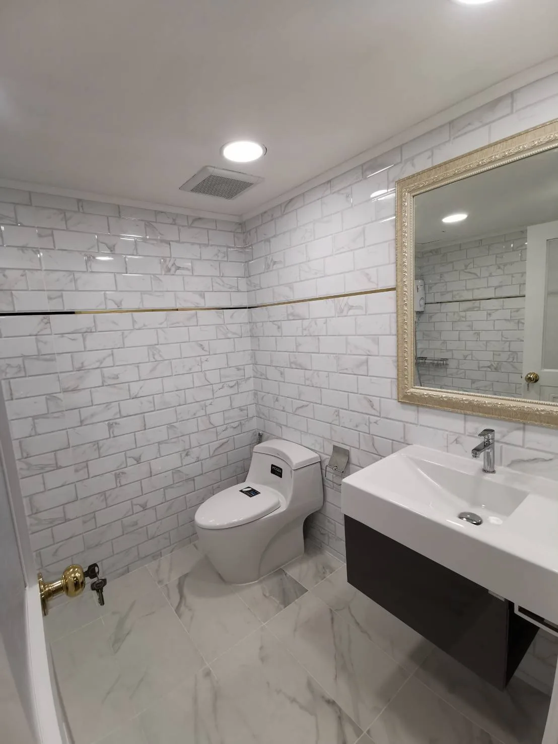 Property photos for Flora Ville