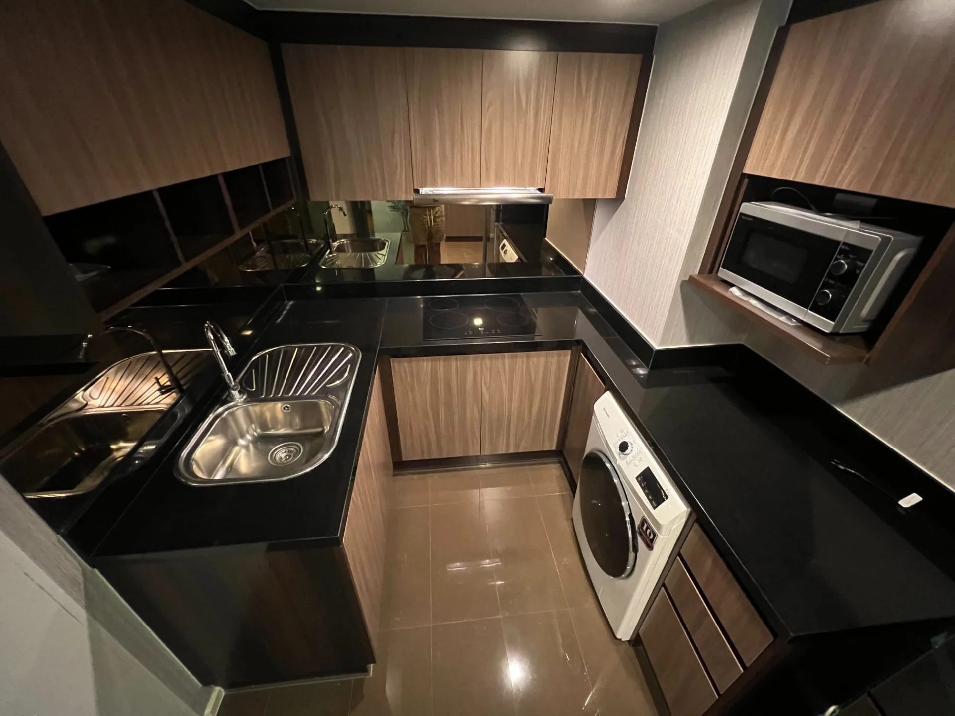Property photos for Focus Ploenchit