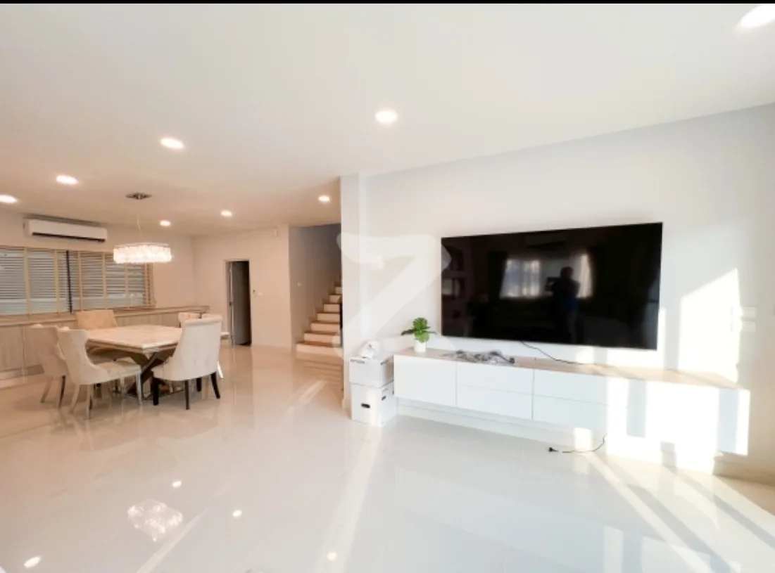 Property photos for Centro Bangna - Km.7