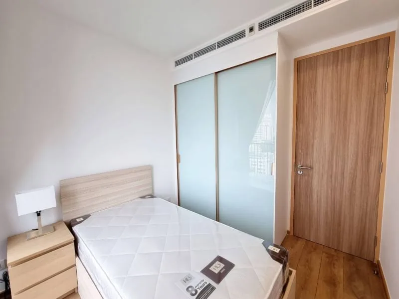 Property photos for Noble BE 33