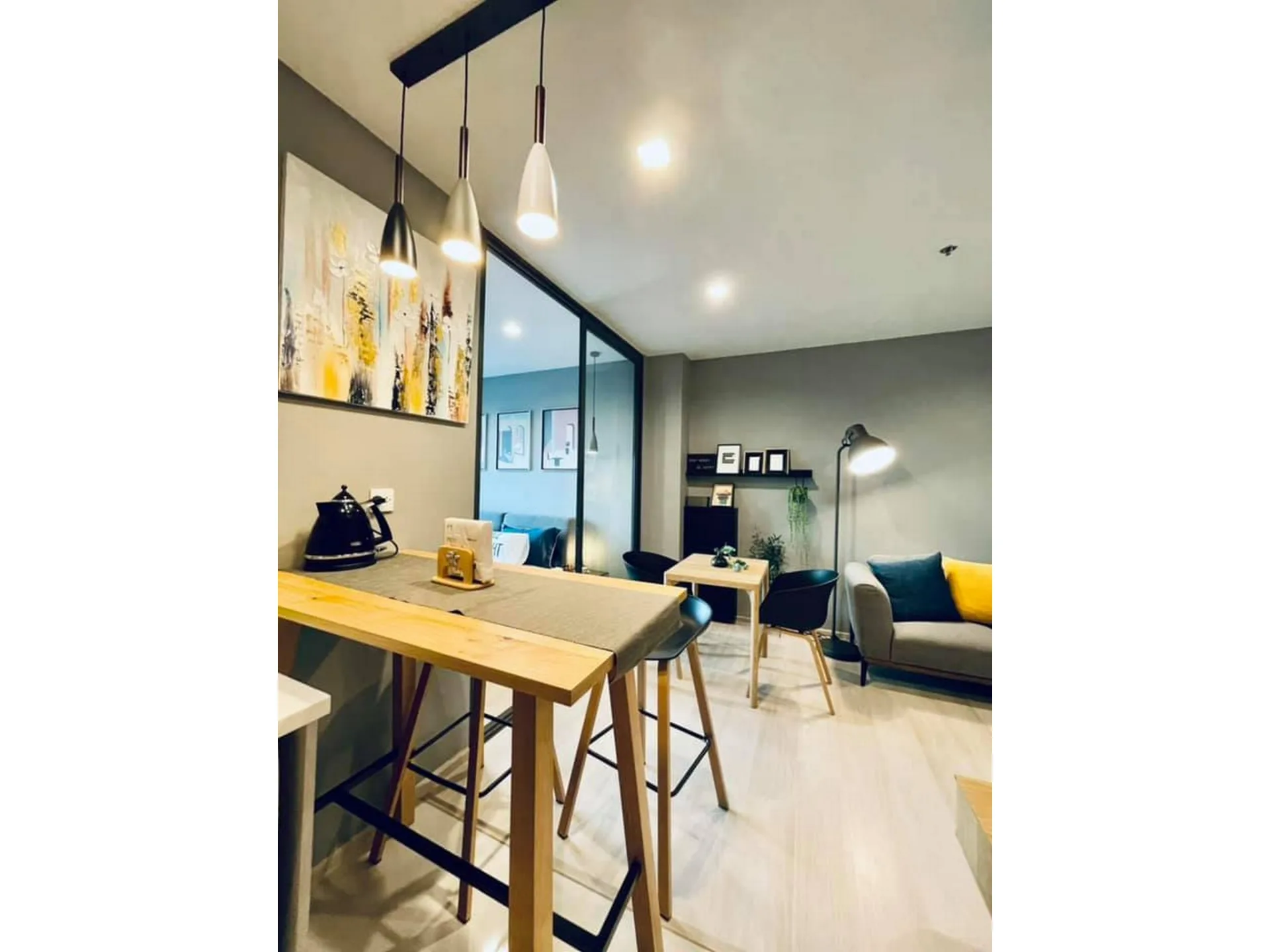 Property photos for Life One Wireless