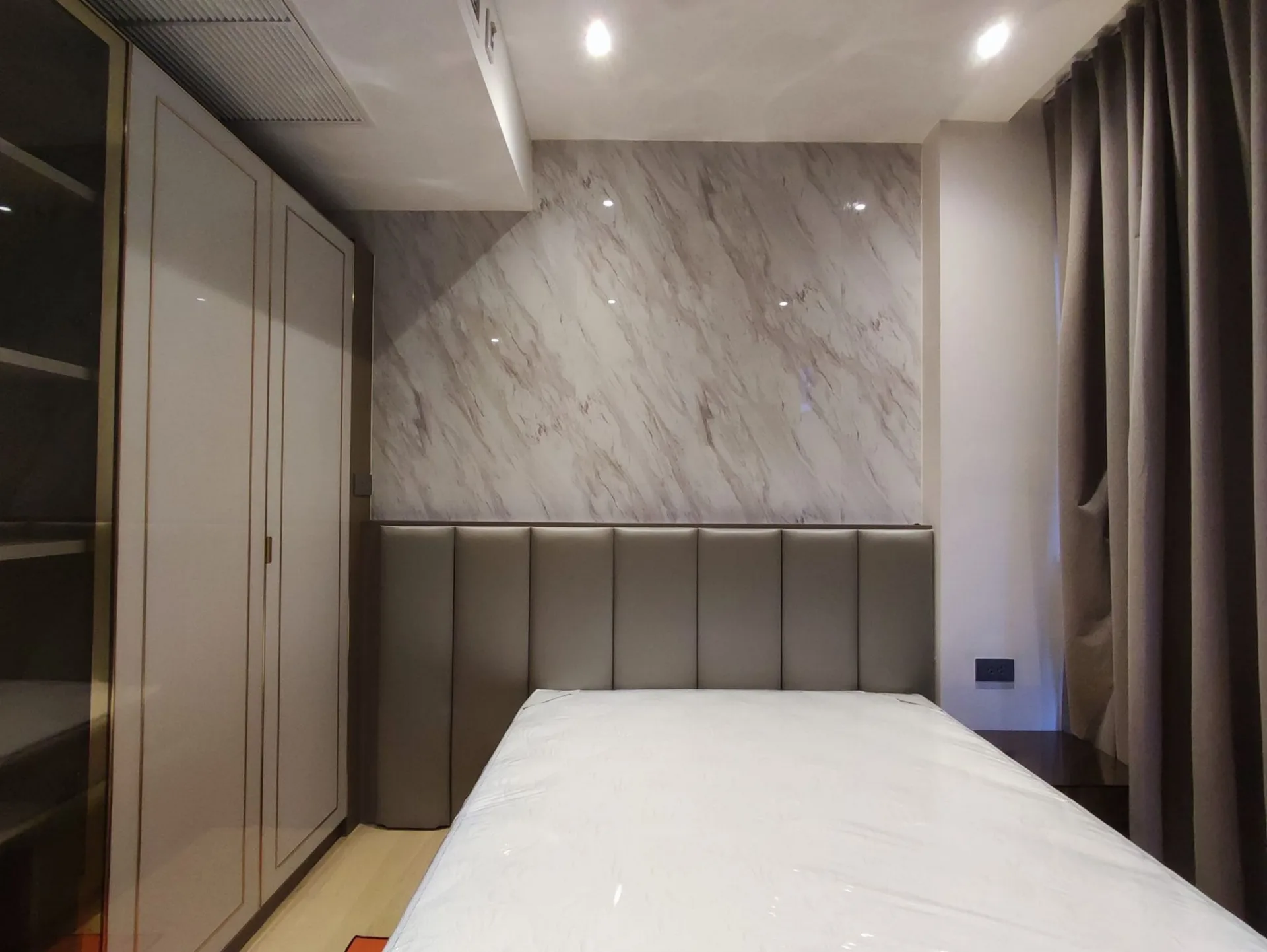 Property photos for ASHTON Asoke - Rama 9