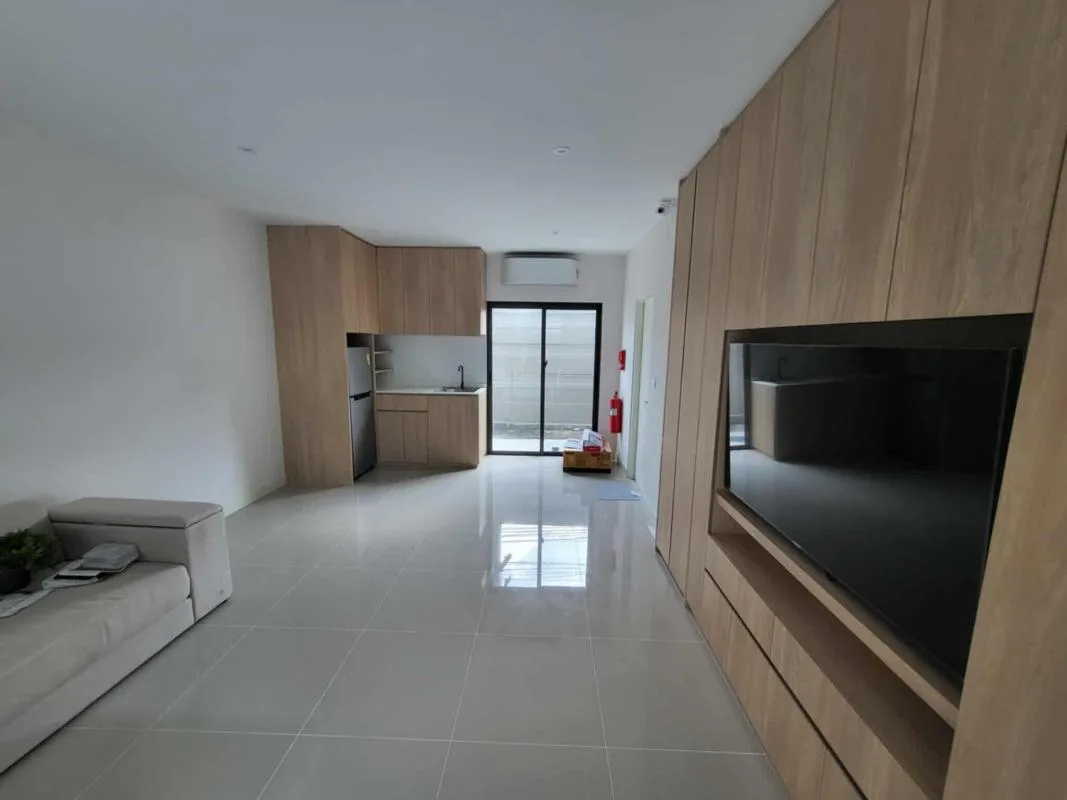 Property photos for Baan Klang Muang Sukhumvit 77