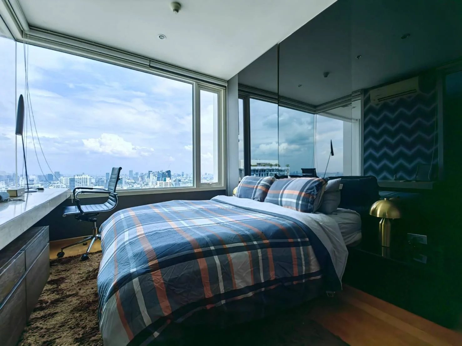 Property photos for Villa Rachatewi