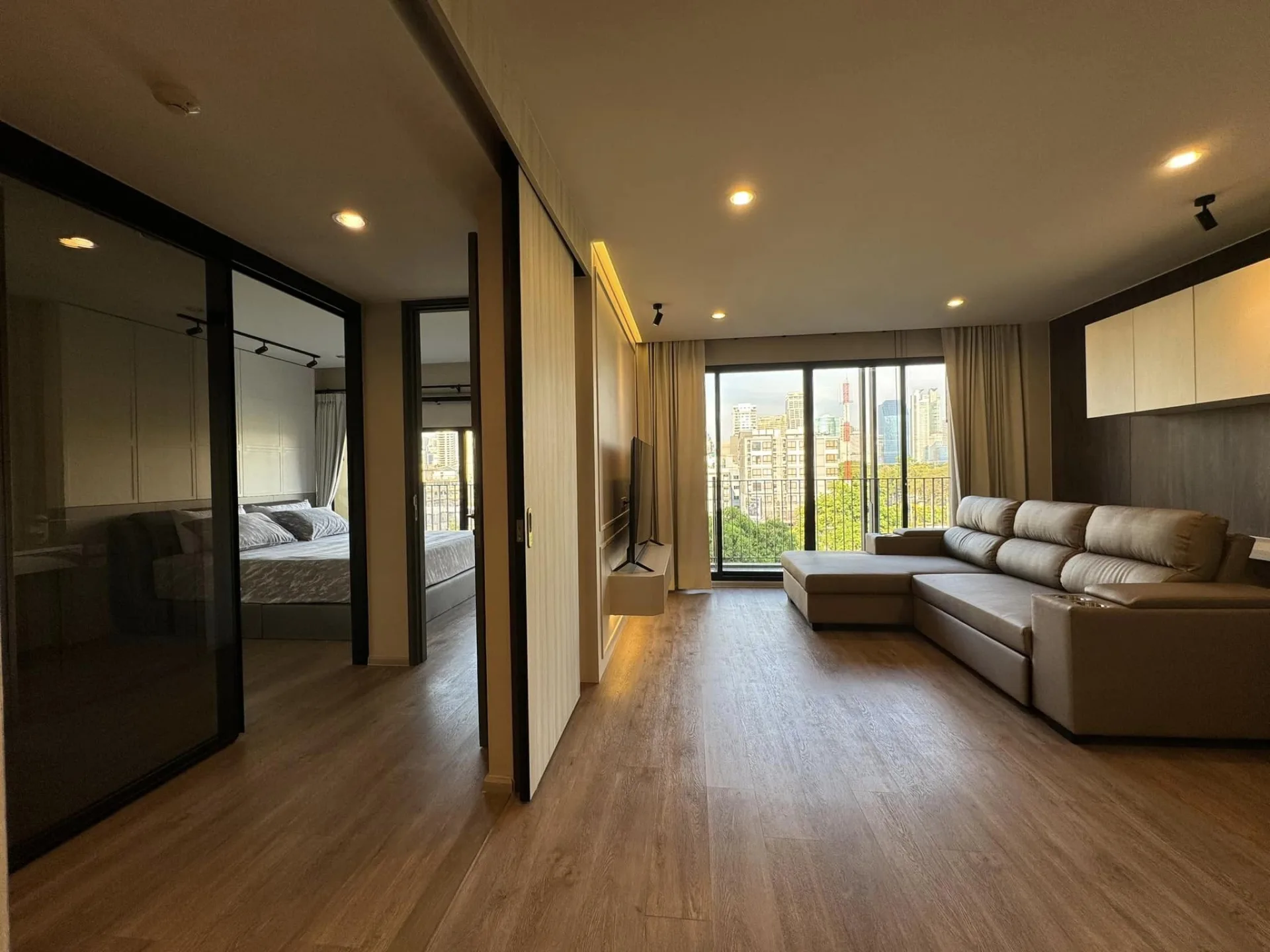 Property photos for Noble Above Wireless-Ruamrudee