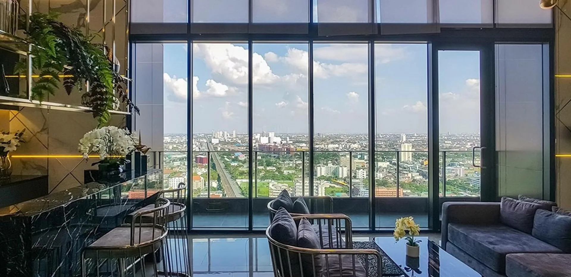 Property photos for Plum Condo Ramkhamhaeng Station