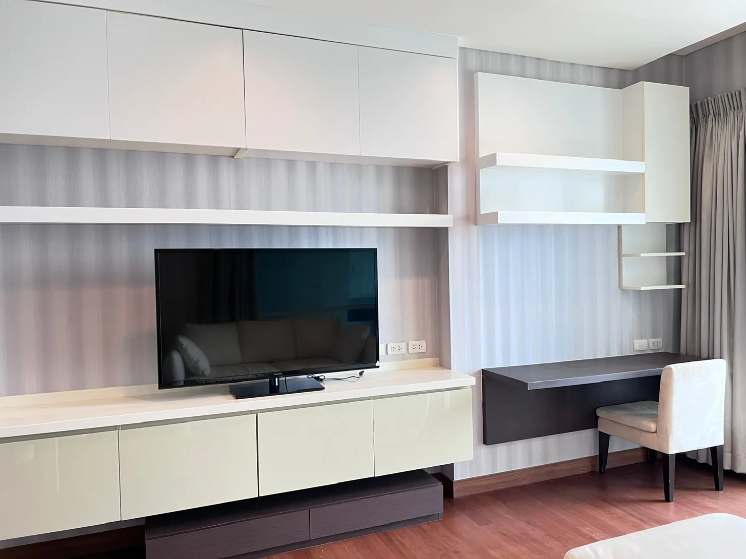 Property photos for Ivy Thonglor