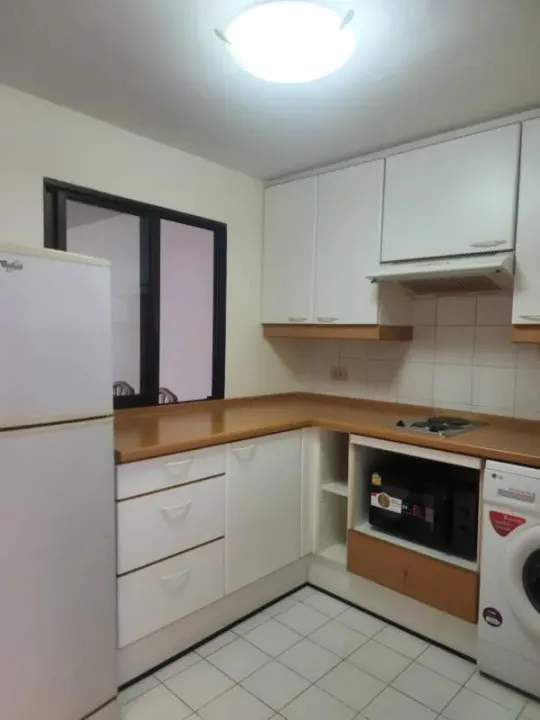 Property photos for Navin Court