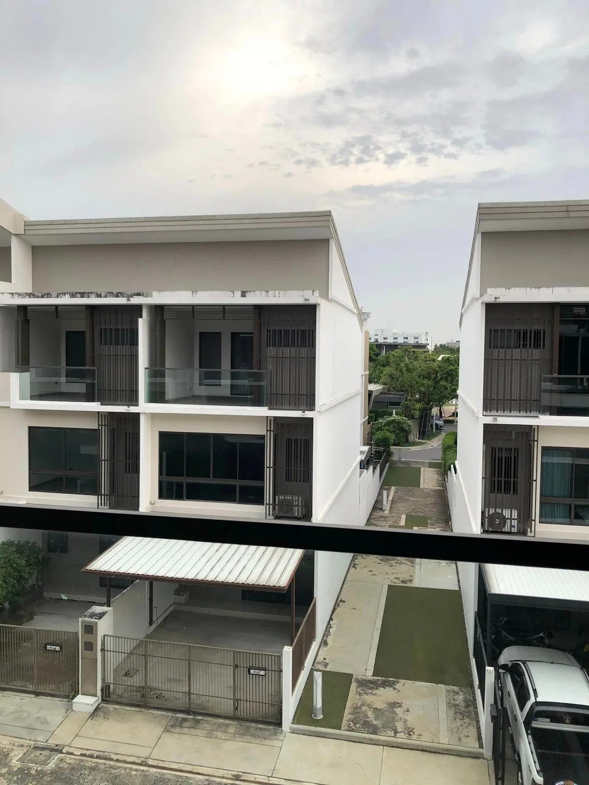 Property photos for The Landmark Ekamai-ramindra