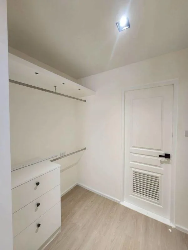 Property photos for The Waterford Diamond