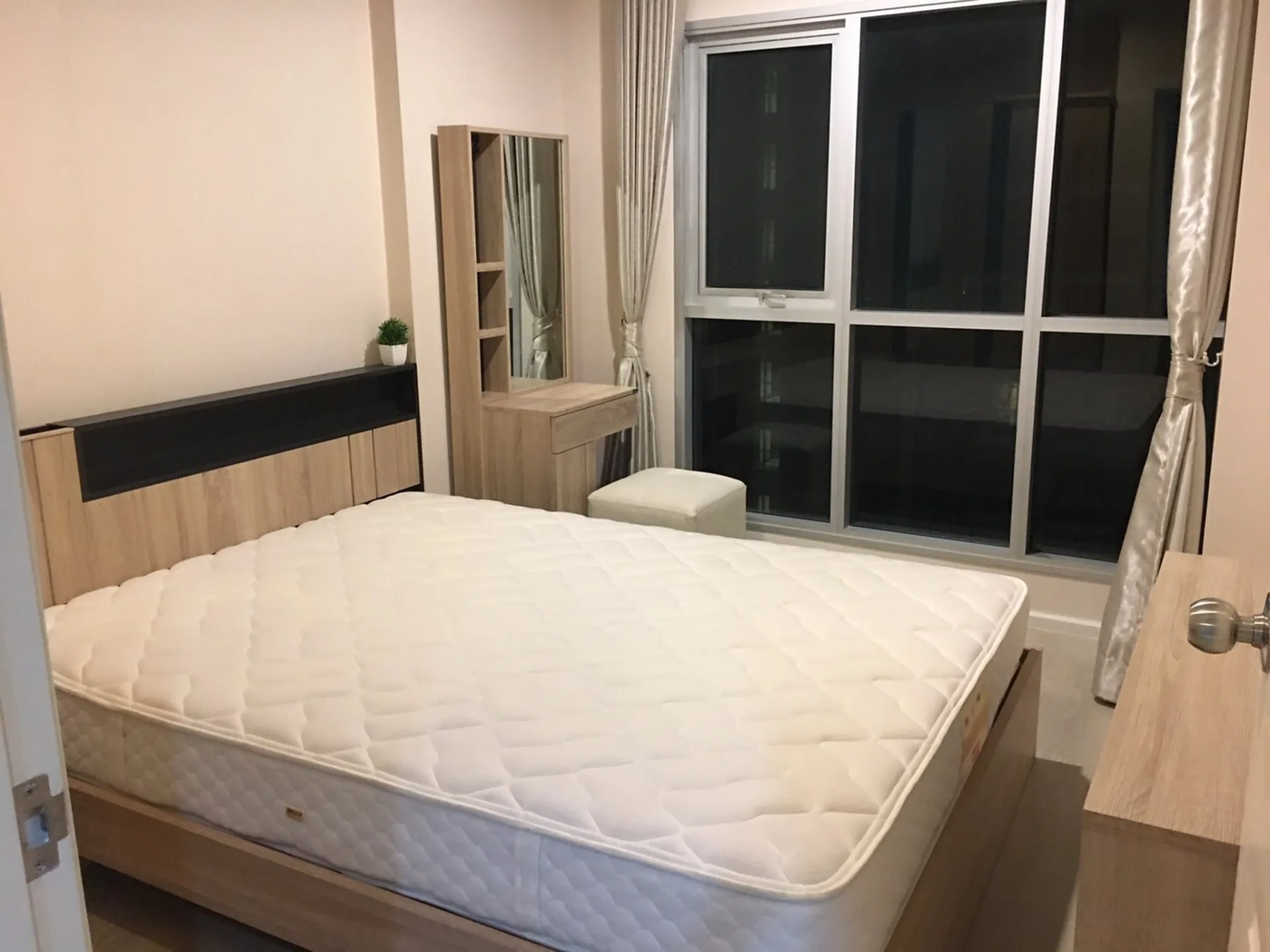 Property photos for Aspire Rama 9