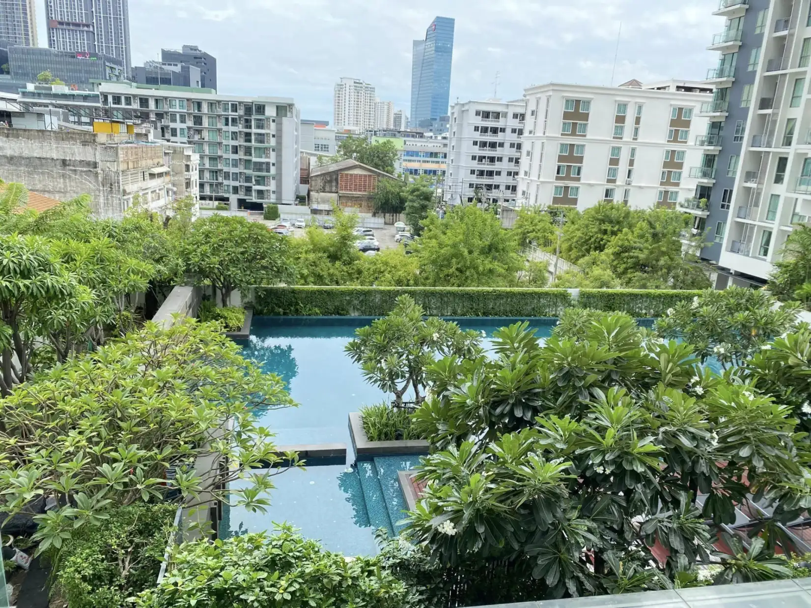 Property photos for The Room Sukhumvit 62