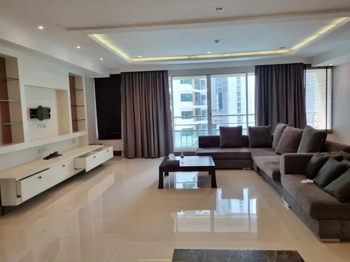 Property photos for Ideal 24