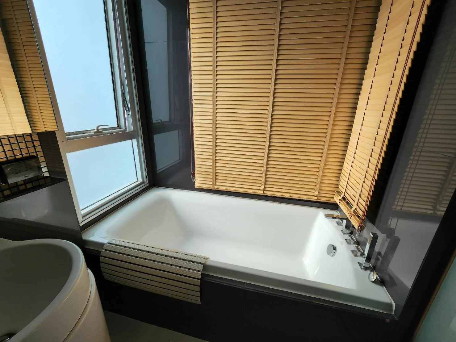 Property photos for Rhythm Sukhumvit 50