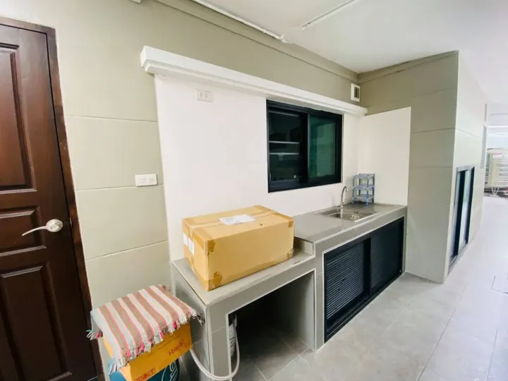 Property photos for Single Houses Suk. 105