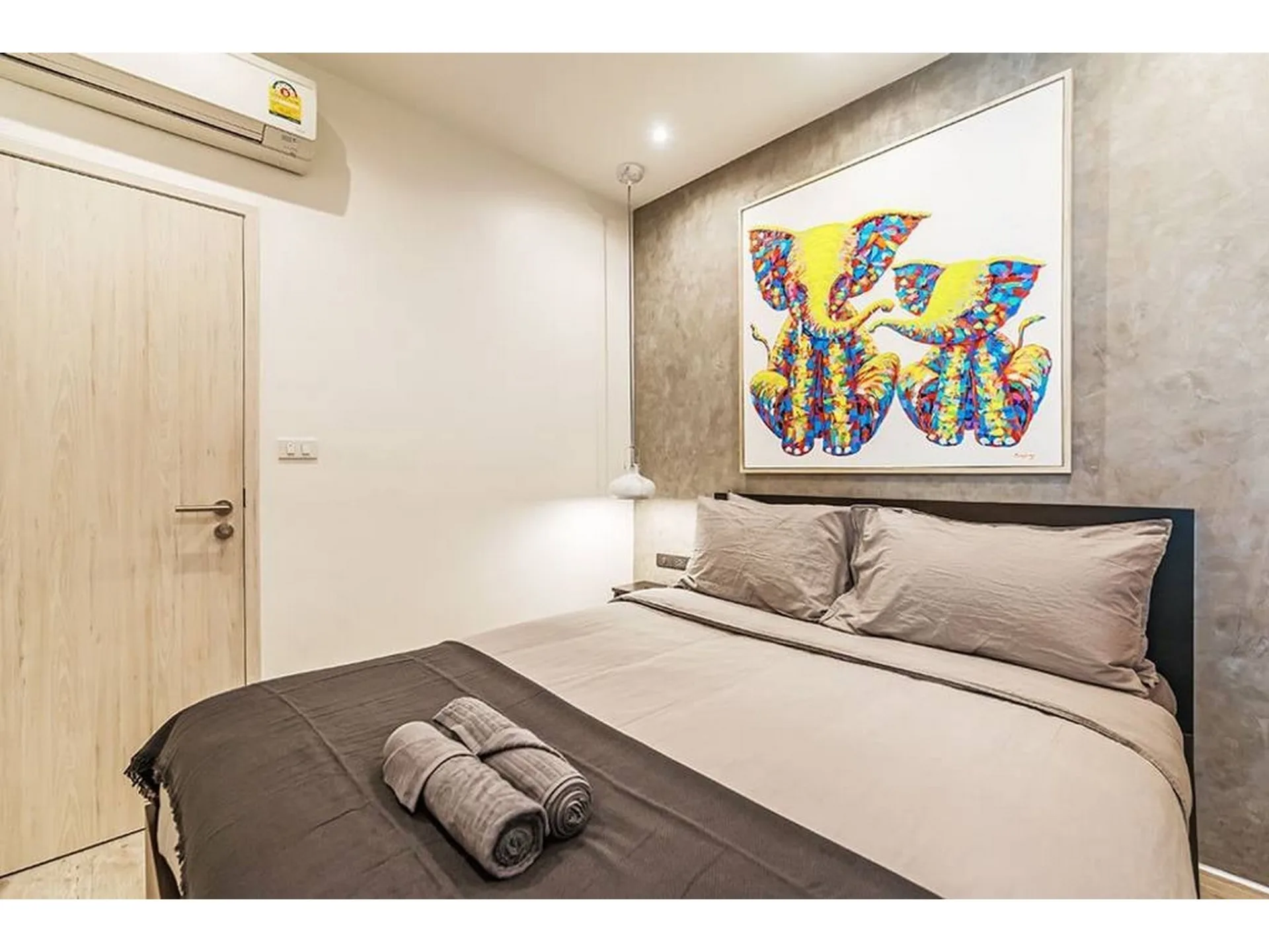 Property photos for Pathumwan Resort
